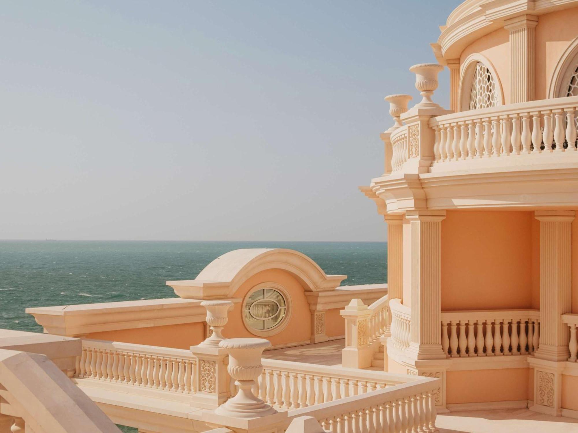 Raffles The Palm Hotel Dubai Exterior photo The Oberoi, Muscat